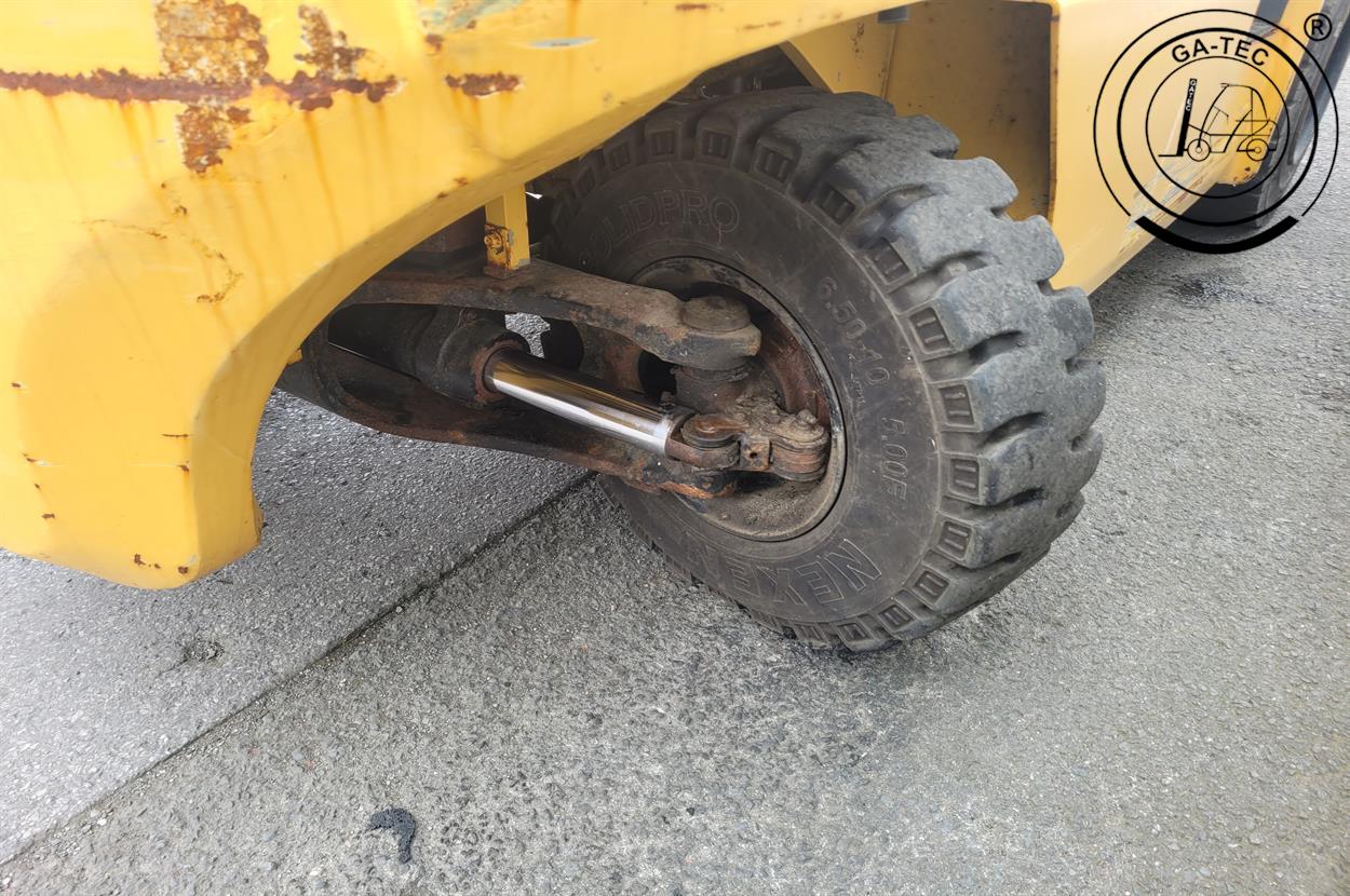Nissan YG1D2A320 – Bild 13