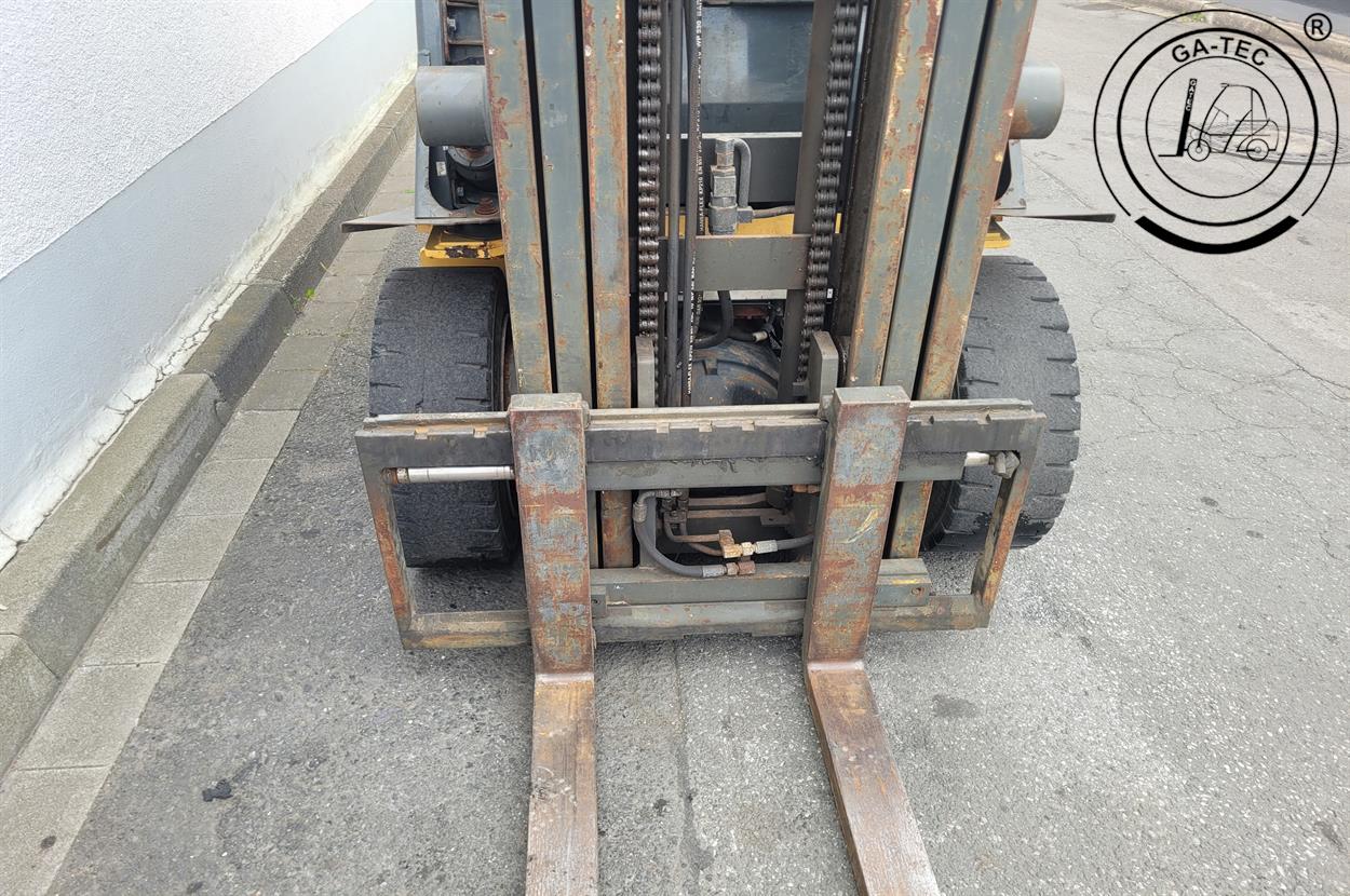 Nissan YG1D2A320 – Bild 7