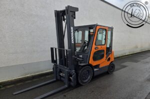 Doosan D25S-5
