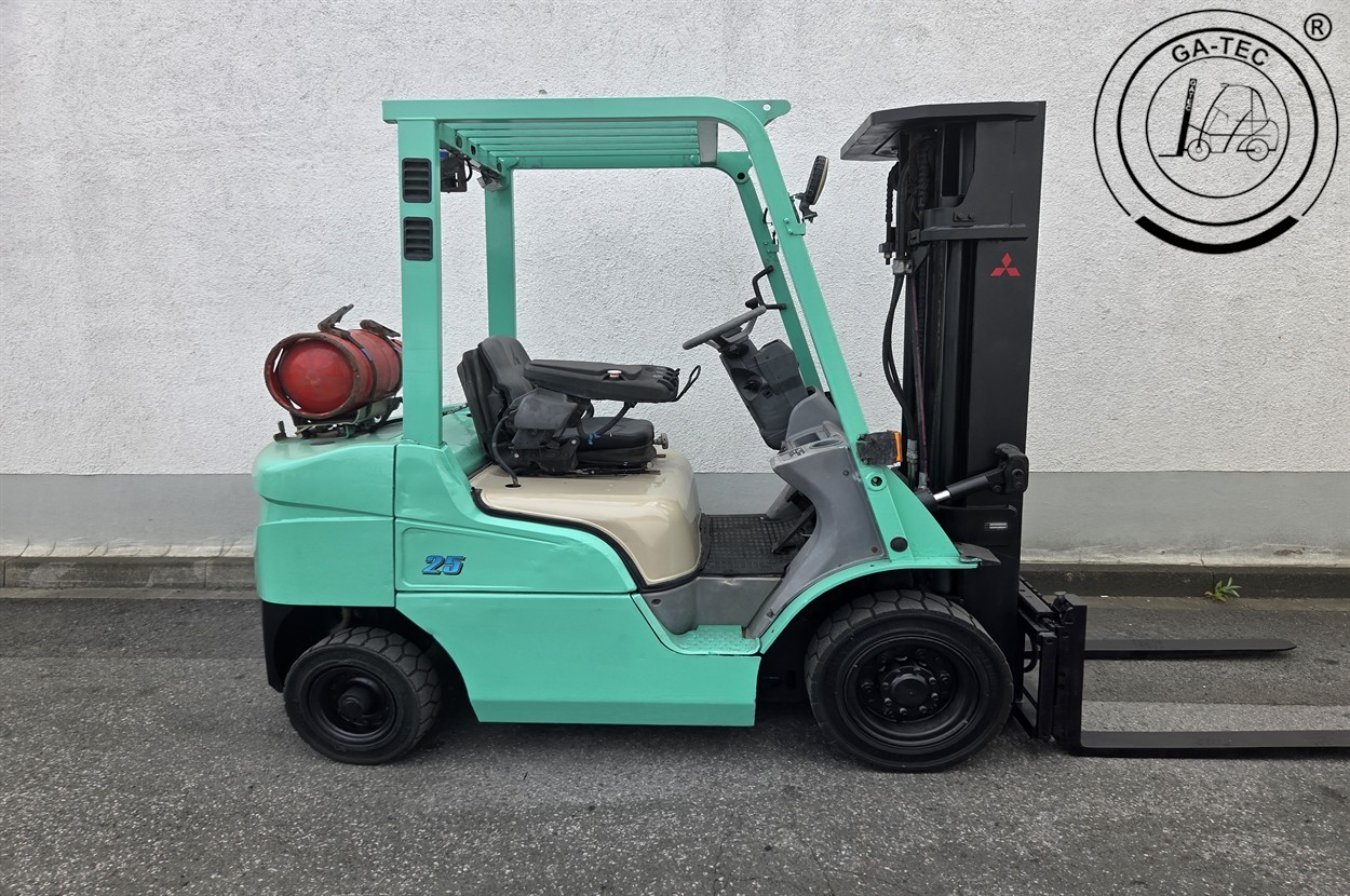 Mitsubishi FG25T – Bild 5