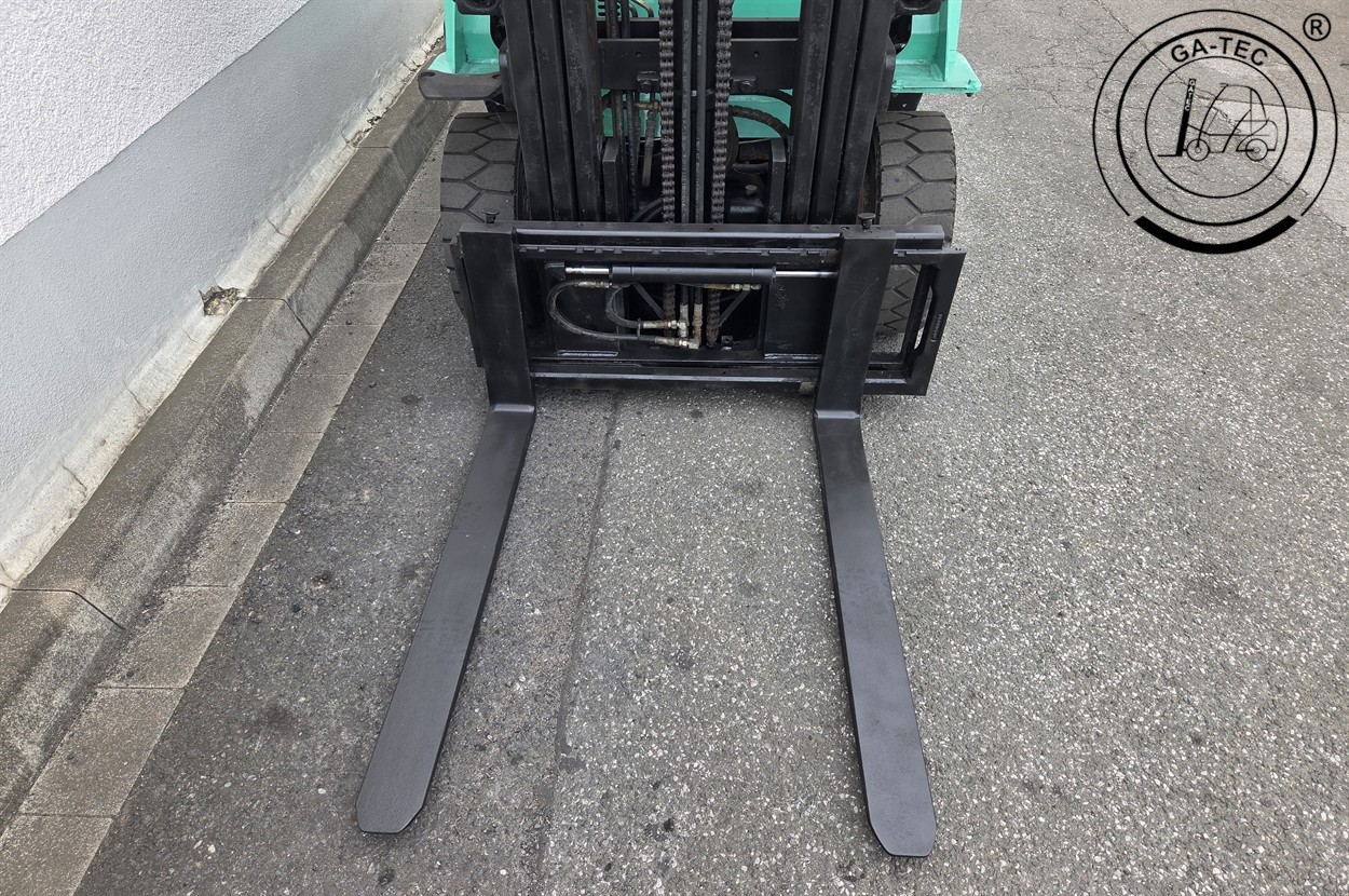 Mitsubishi FG25T – Bild 7