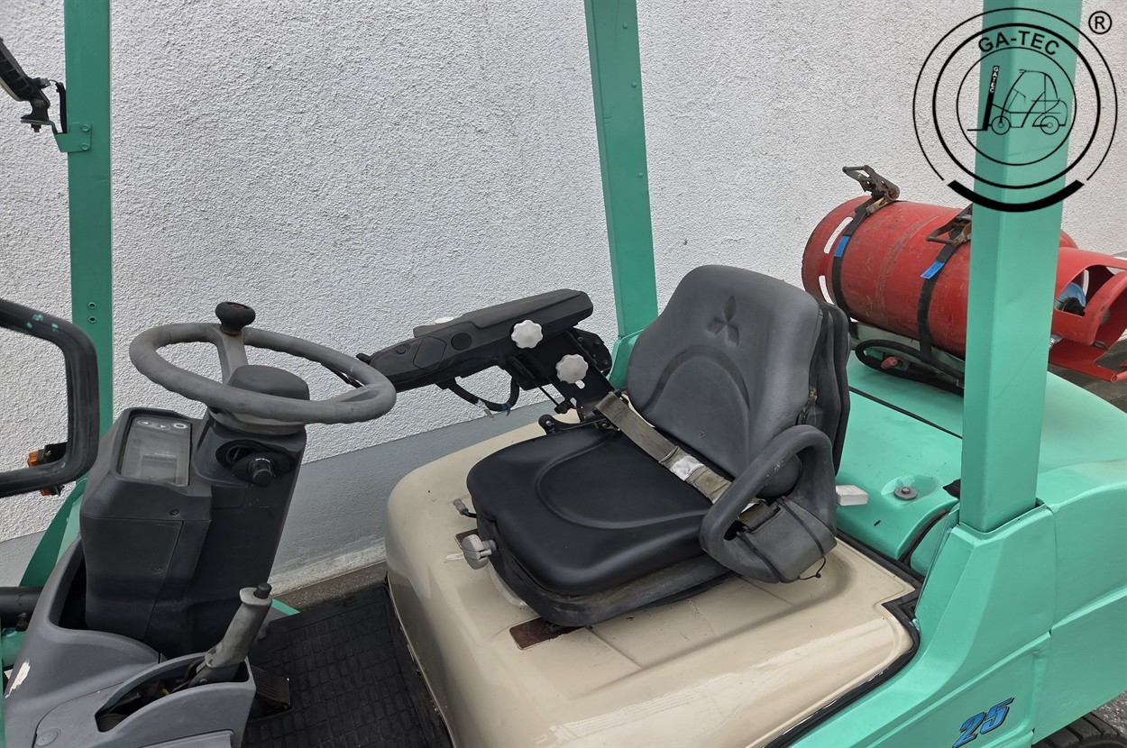 Mitsubishi FG25T – Bild 8