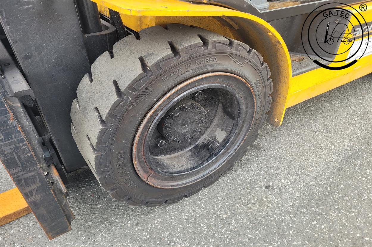 Hyundai 30L-7A – Bild 12