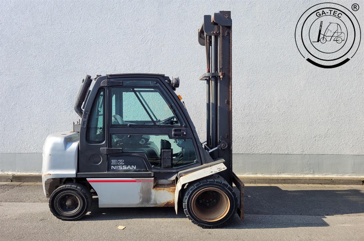 Nissan YG1D2A320 – Bild 5